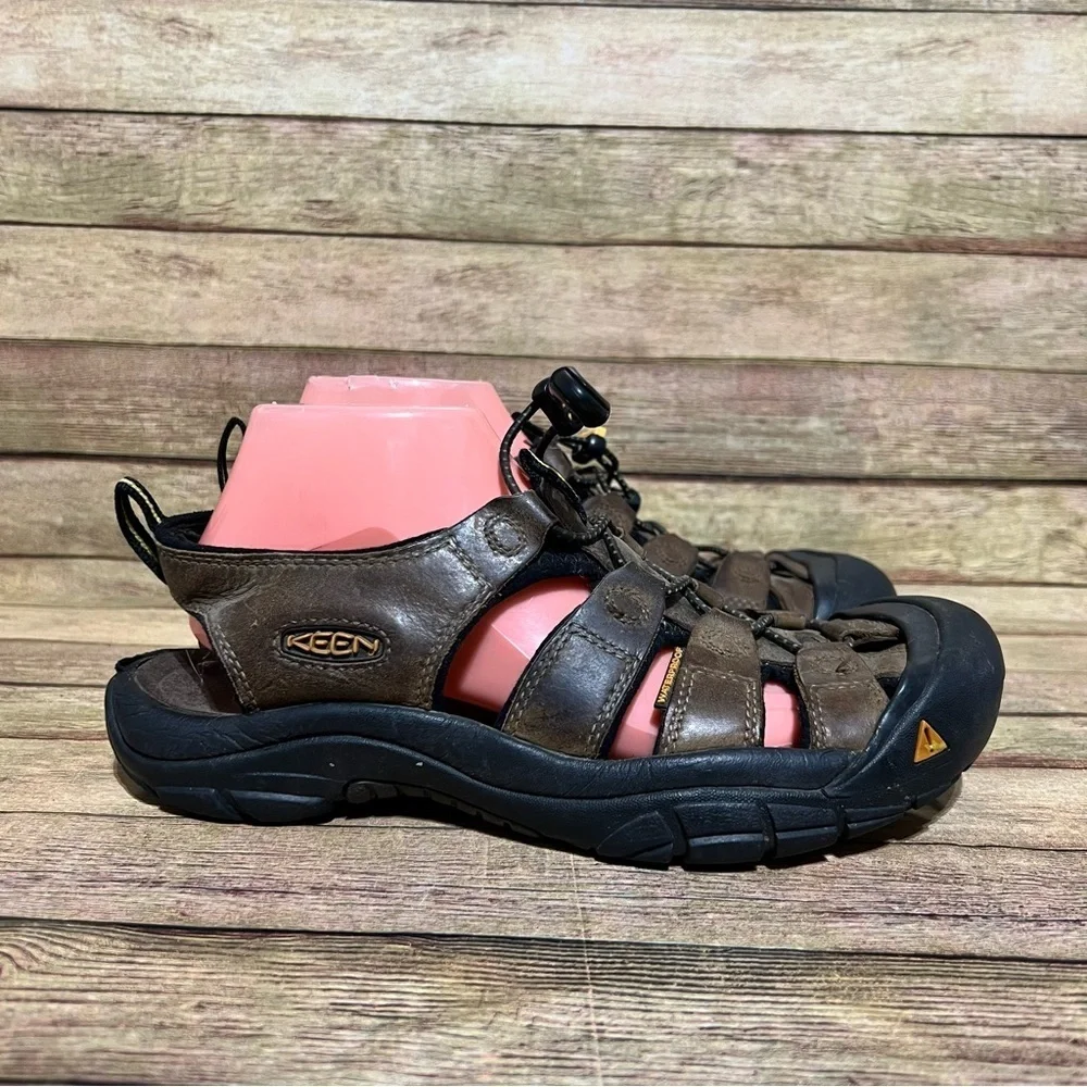 Keen Newport H2 Brown Leather Sandals